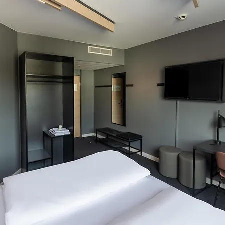Otel City-ost 2*
